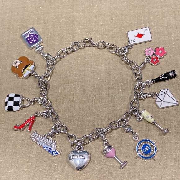 ❤️ NWOT - EFFY Ships Wheel Silvertone Hanging Charm* ❤️ - Picture 2 of 8